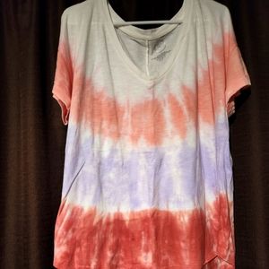 Womens tye dye V-neck tee